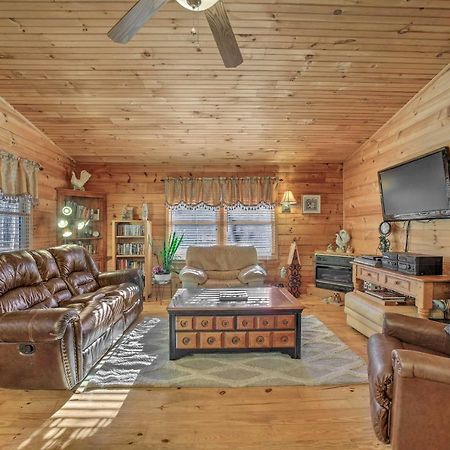 Franklin Cabin With Porch Near Hiking And Waterfalls! エクステリア 写真