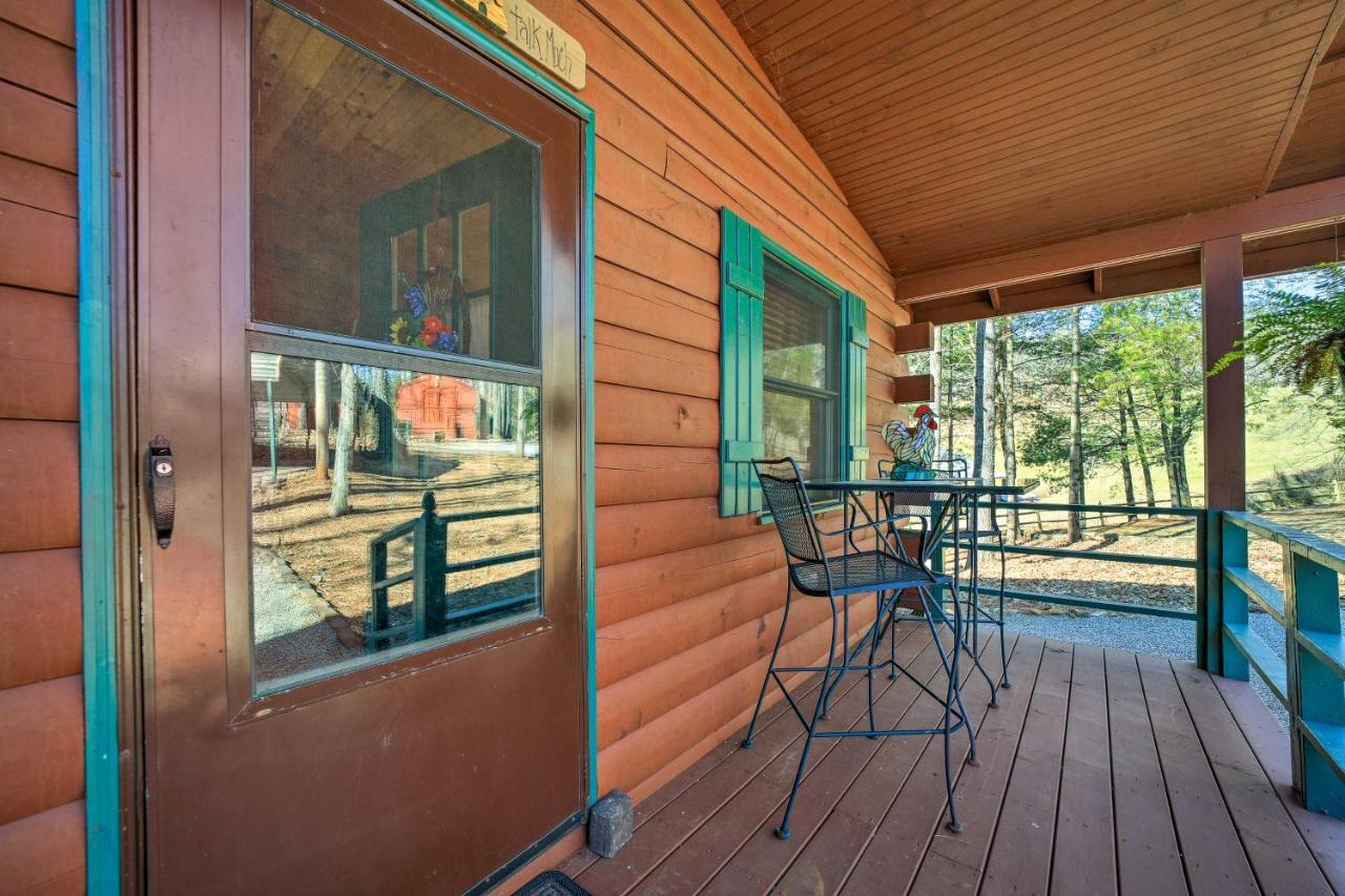 Franklin Cabin With Porch Near Hiking And Waterfalls! エクステリア 写真